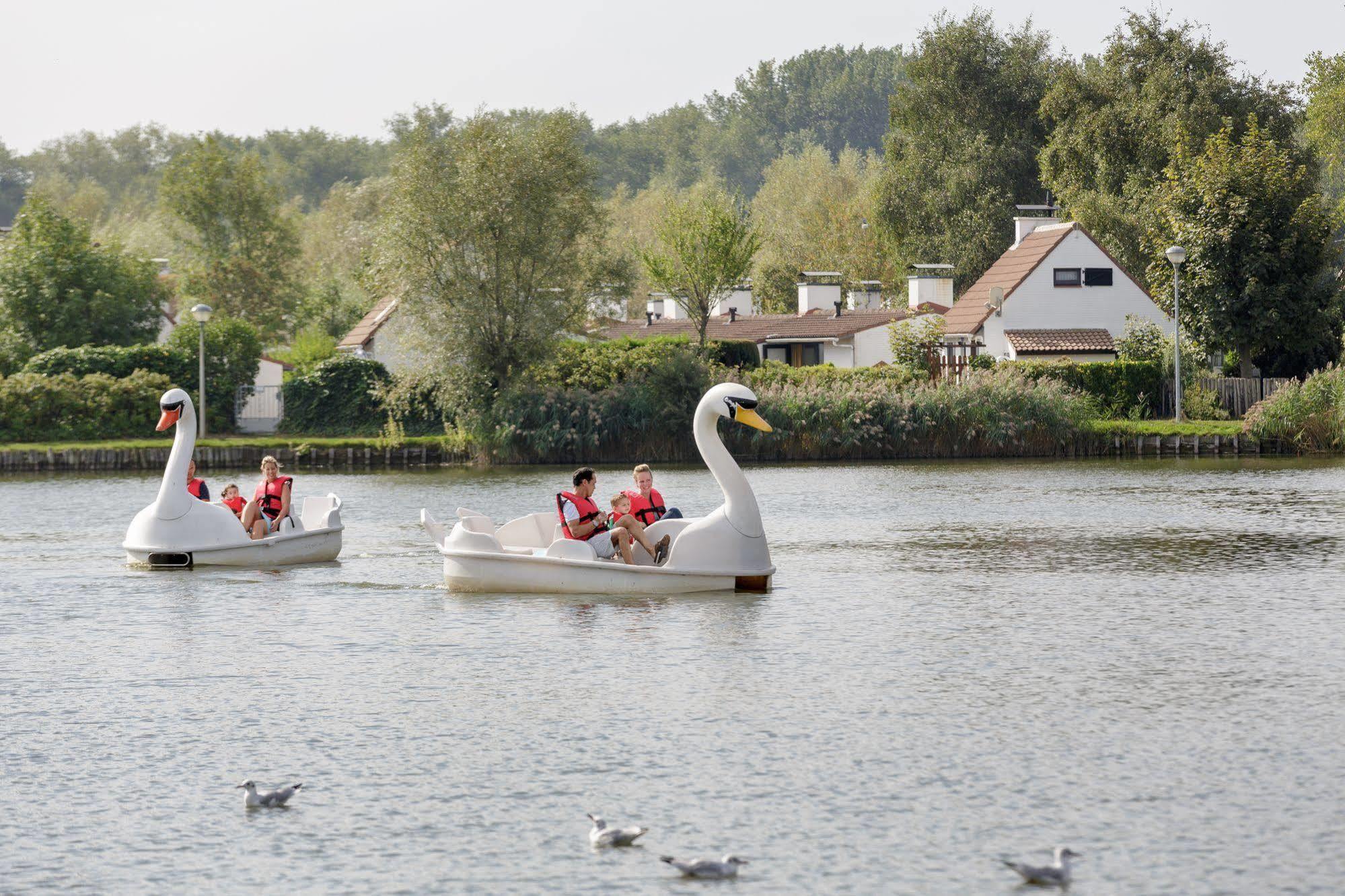 Sunparks Oostduinkerke - Plopsaland Hotel Eksteriør billede